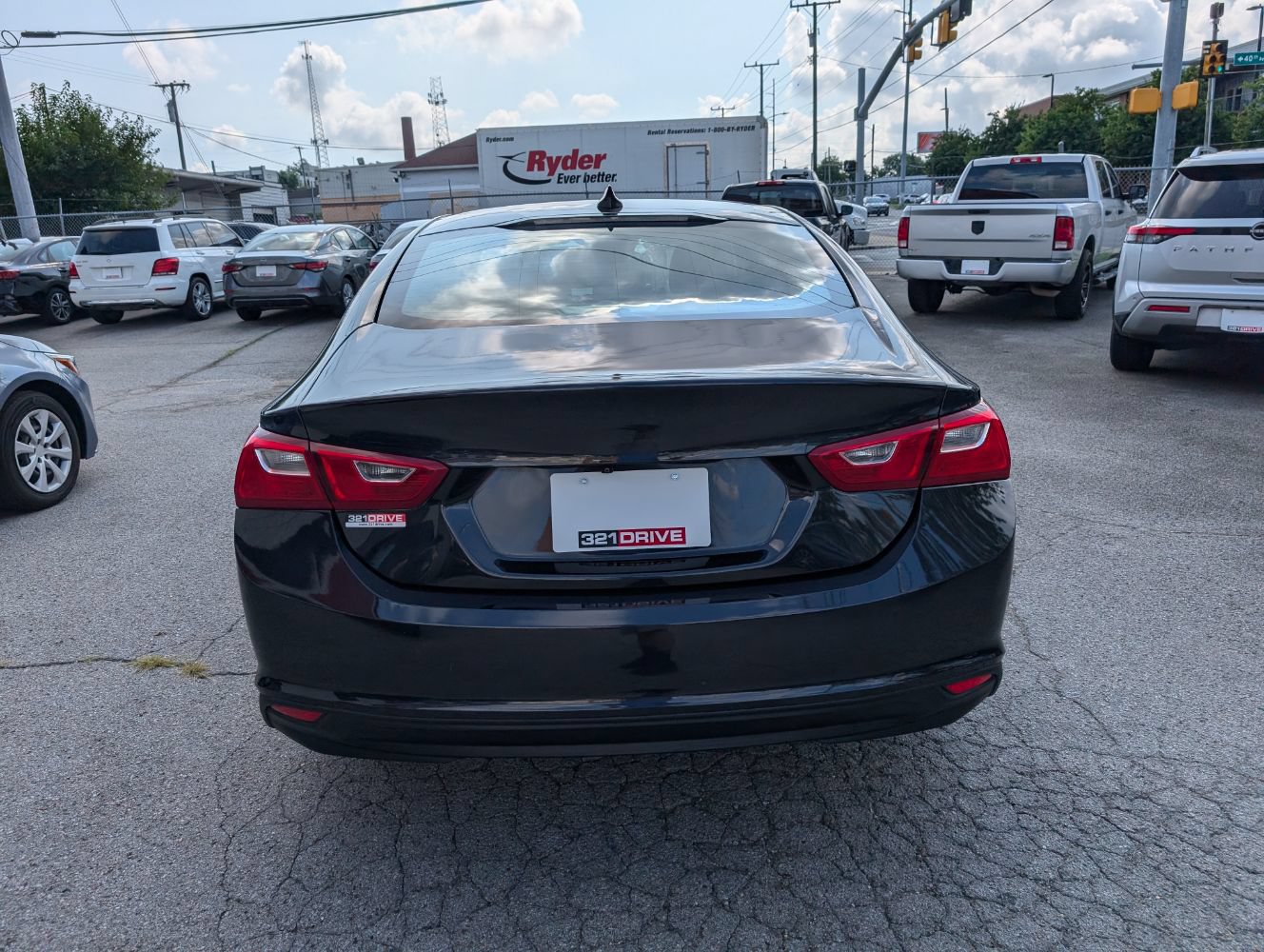 Used 2023 Chevrolet Malibu LT FWD image 7
