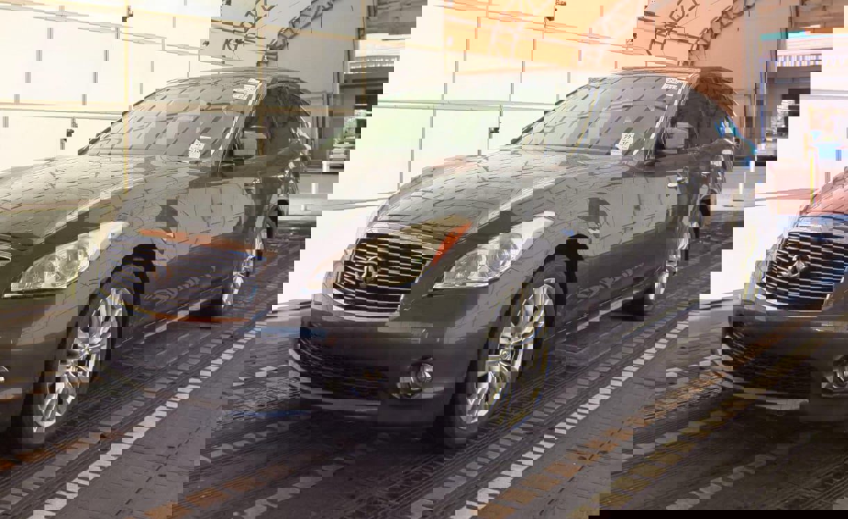 Used 2013 INFINITI M37 w/ Premium Pkg