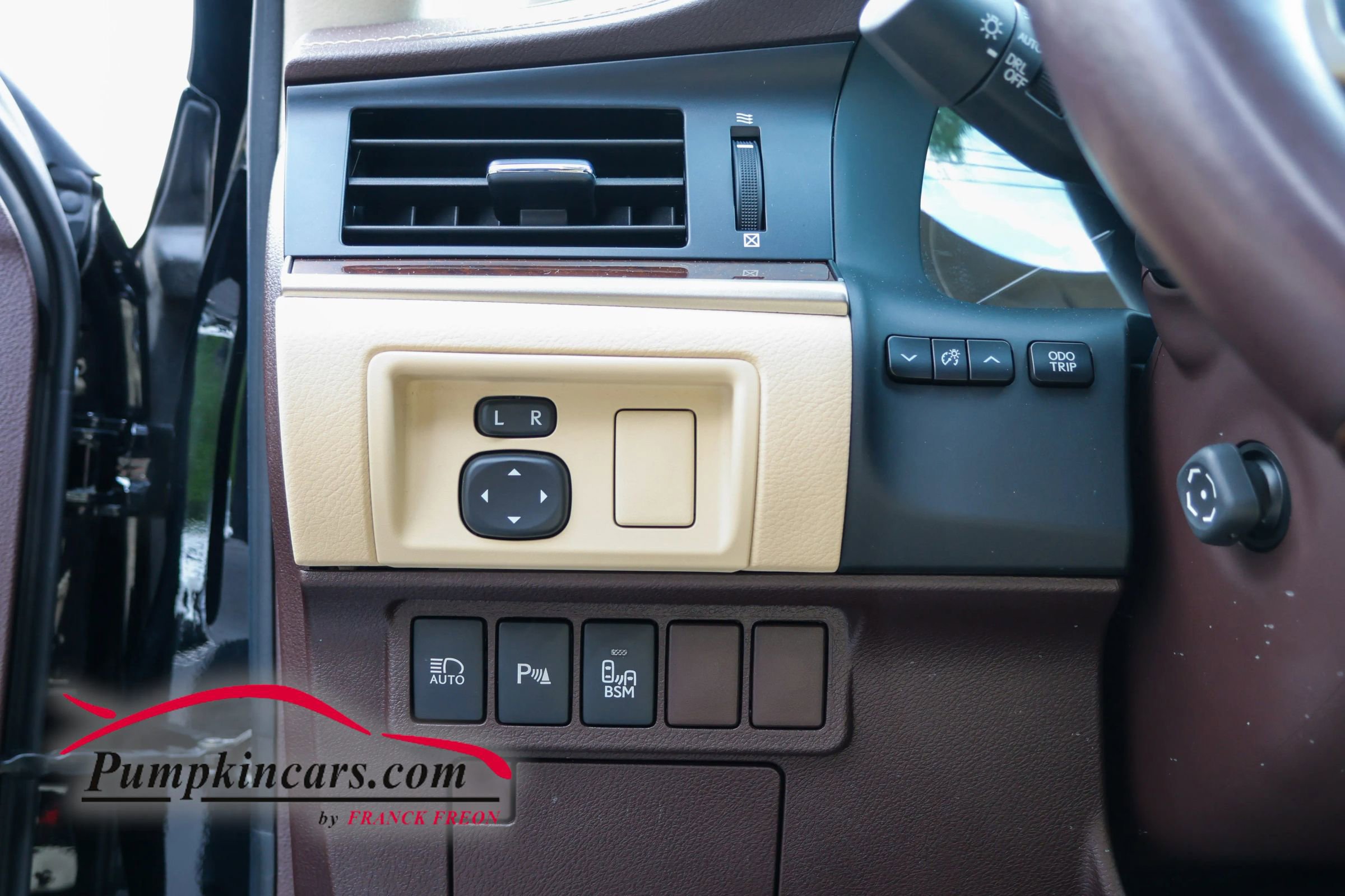 Used 2016 Lexus ES 350 w/ Luxury Package w/Wood Trim FWD image 14