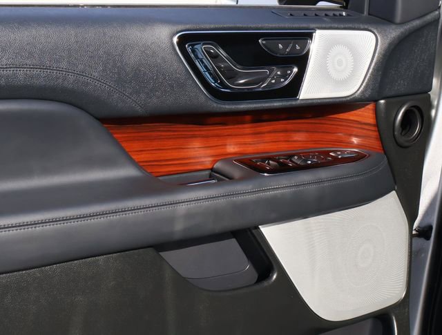 Used 2023 Lincoln Navigator Reserve image 16