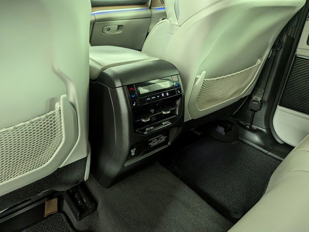 Used 2022 Jeep Grand Cherokee Summit w/ Adv Protech Group IV image 39