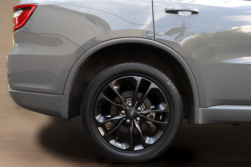Used 2022 Dodge Durango SXT w/ Blacktop Package AWD/4WD image 11