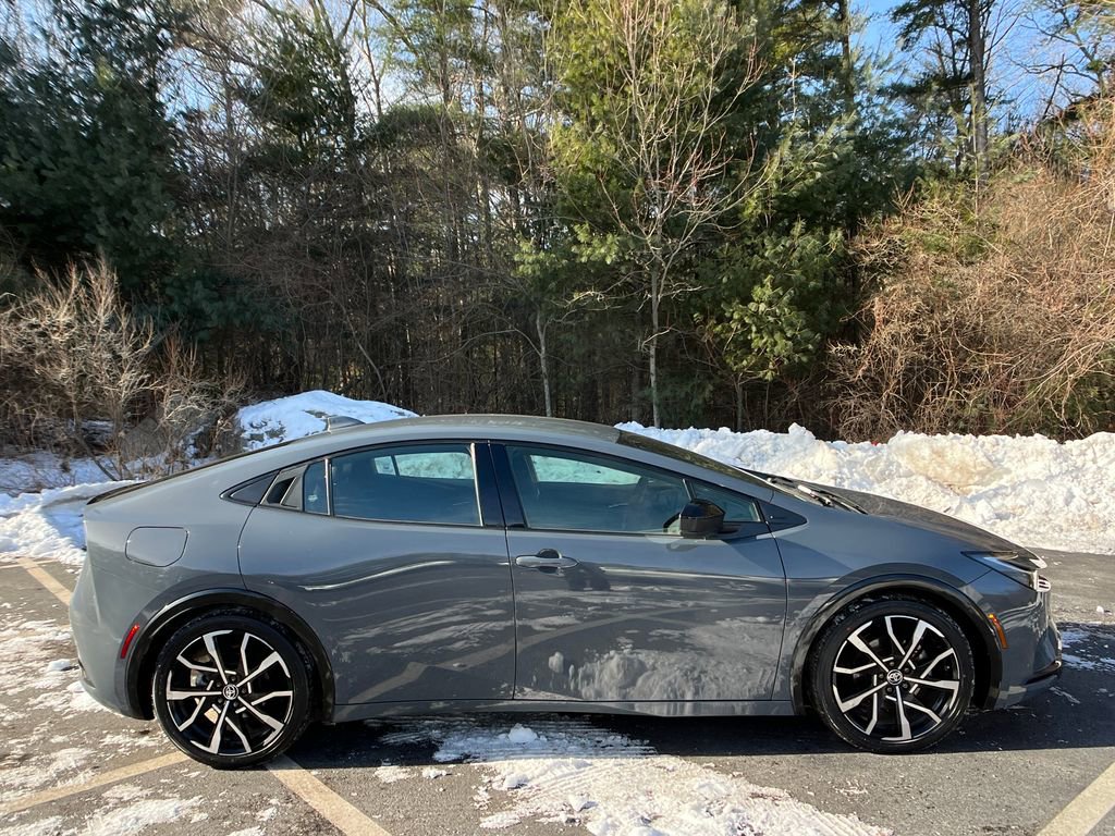 Used 2023 Toyota Prius Prime XSE image 6