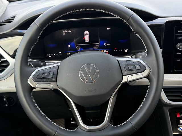 New 2026 Volkswagen Taos SE image 10