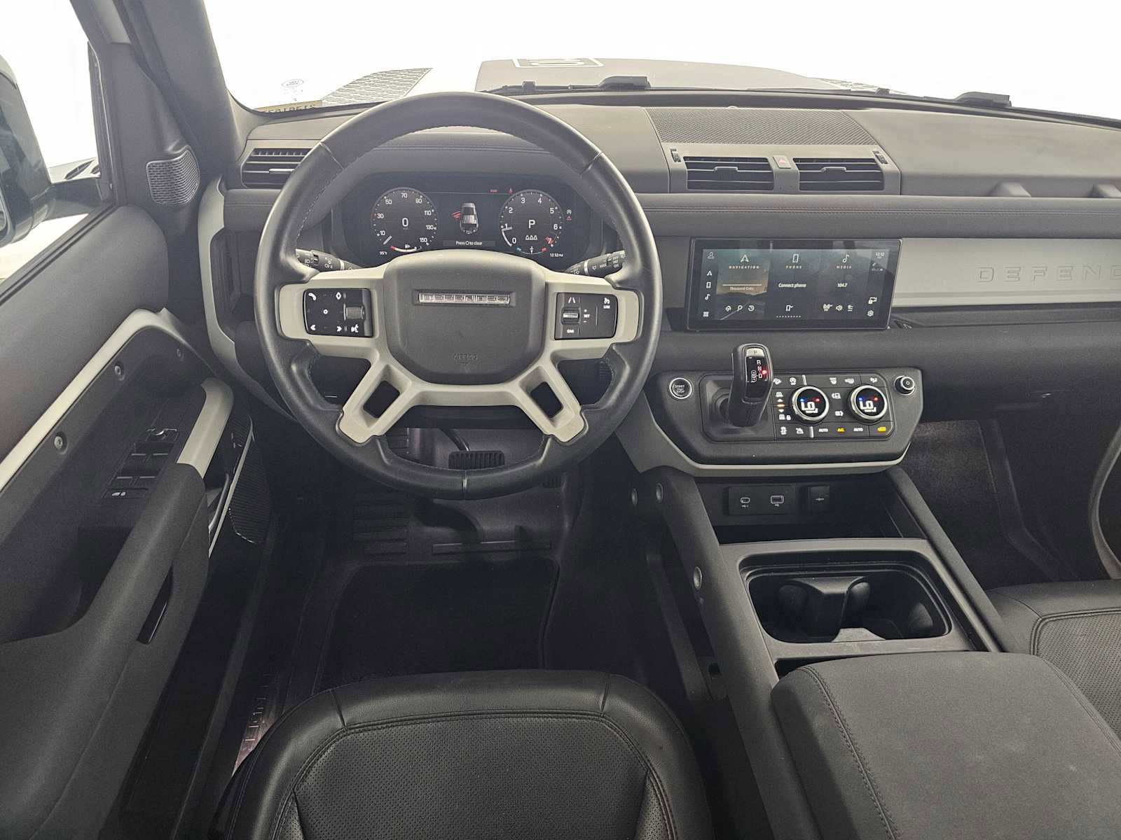 Used 2023 Land Rover Defender 110 S image 18