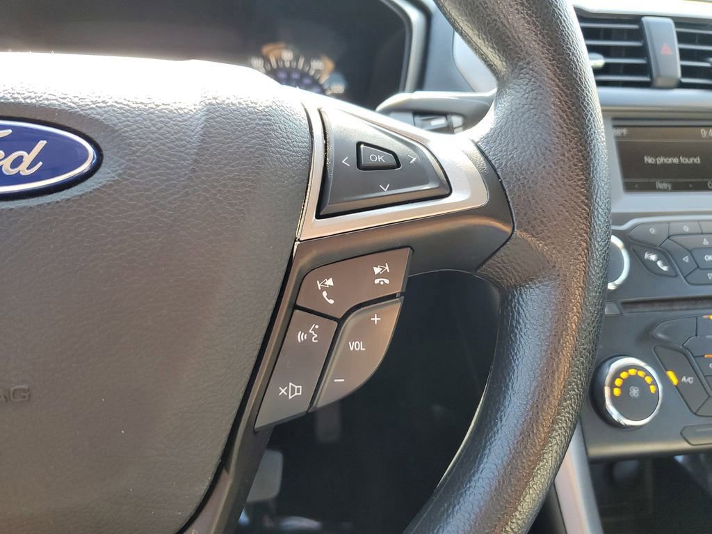 Used 2017 Ford Fusion S image 18