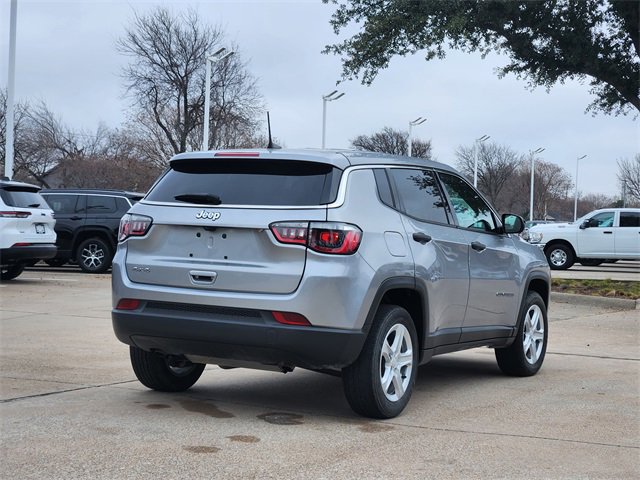 Used 2023 Jeep Compass Sport image 7