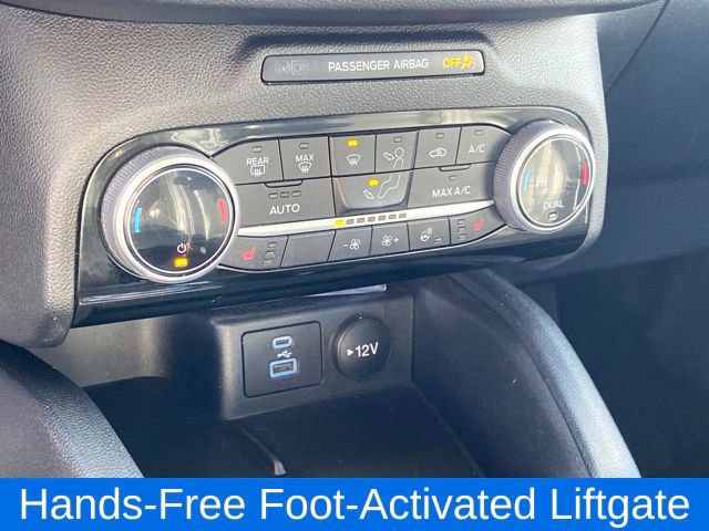 Used 2022 Ford Escape SEL w/ Technology Package image 12