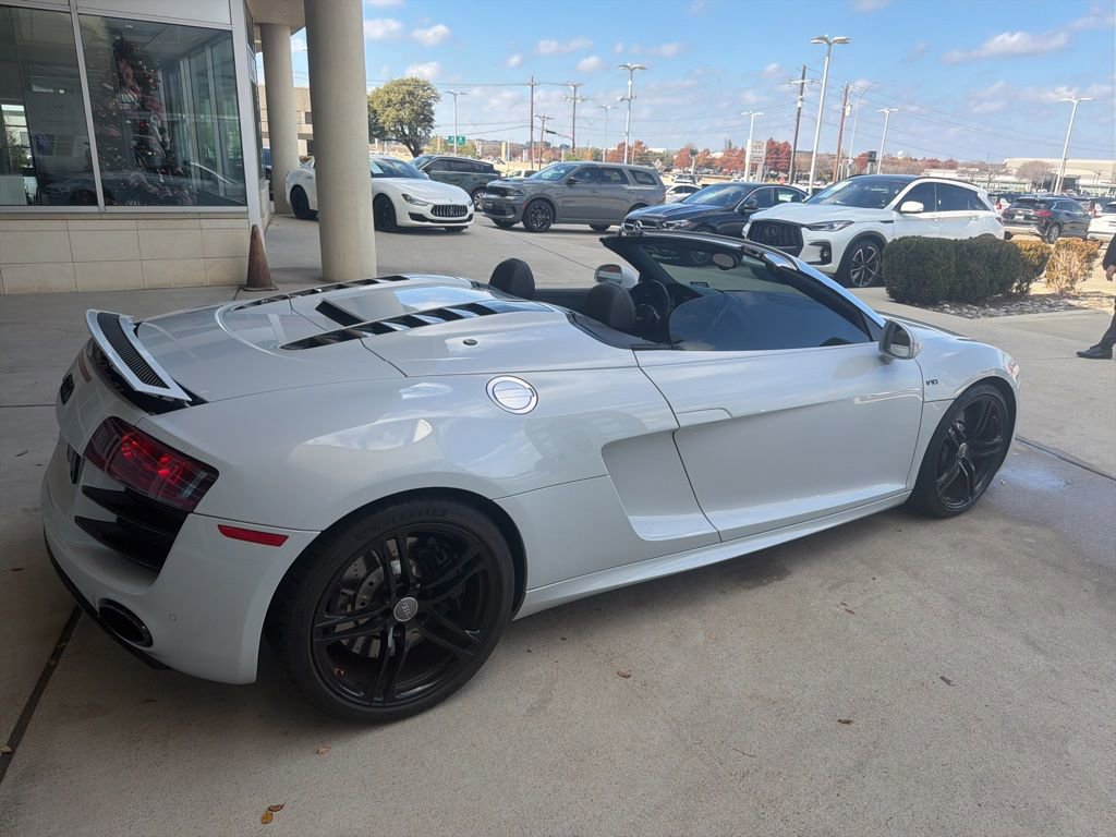 Used 2012 Audi R8 V10 image 23