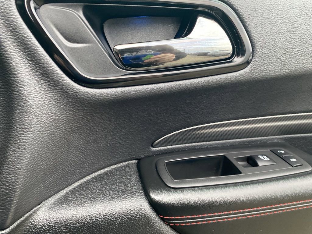 Used 2025 Dodge Durango GT image 11