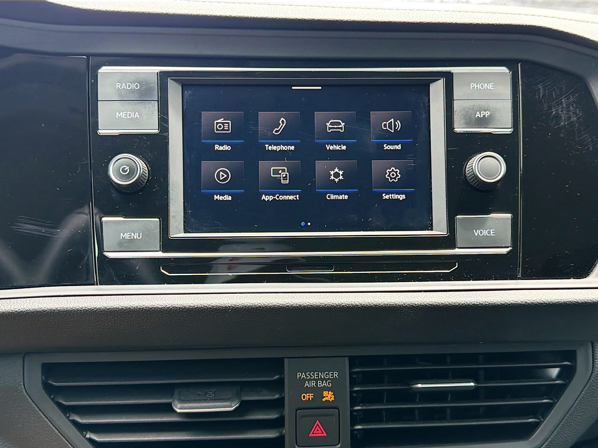 Used 2022 Volkswagen Jetta SE FWD image 26