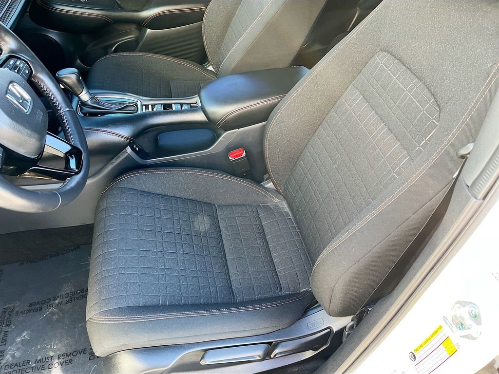 Used 2025 Honda HR-V Sport image 18