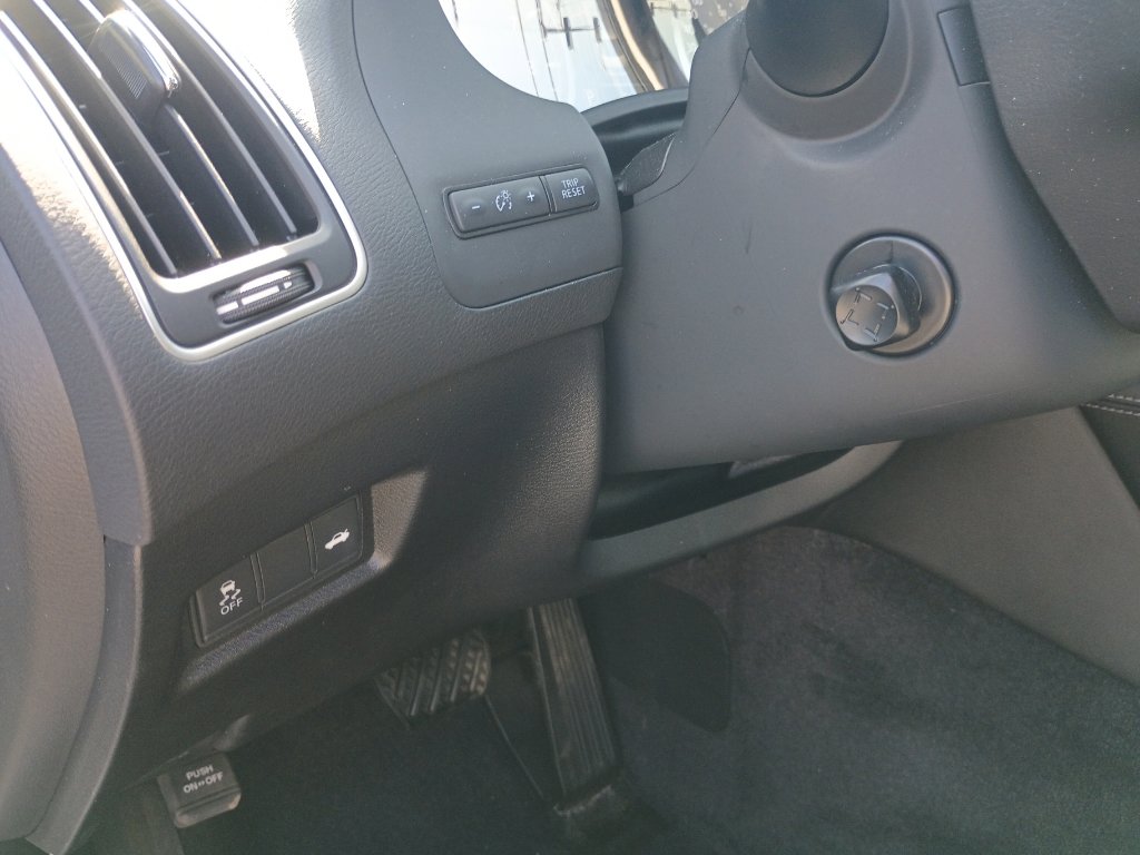 Used 2023 INFINITI Q50 Luxe image 14