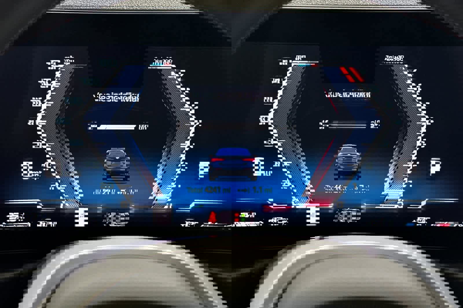 Used 2025 BMW 440i xDrive Coupe w/ Premium Package image 24