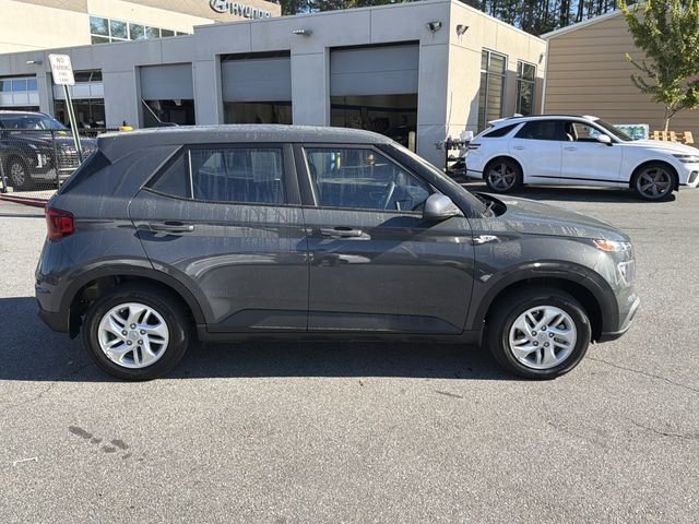 Used 2024 Hyundai Venue SE image 8