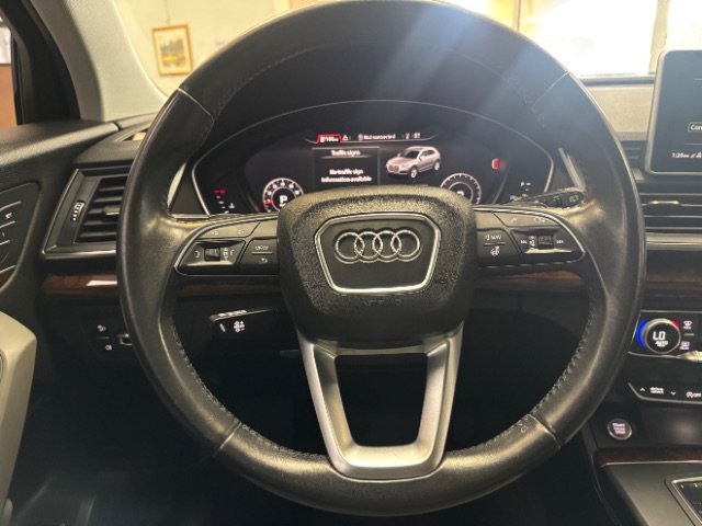 Used 2018 Audi Q5 2.0T Premium Plus w/ Premium Plus Package AWD/4WD image 12