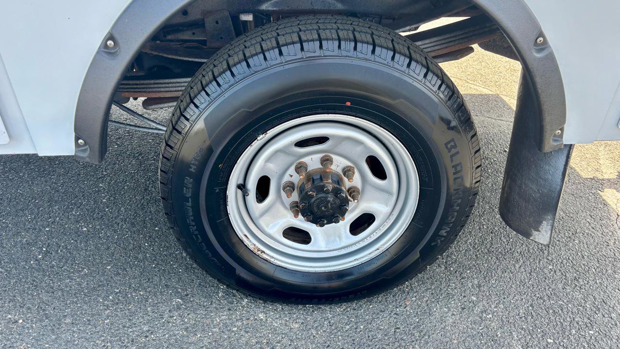 Used 2019 Ford F350 XL w/ XL Value Package image 9