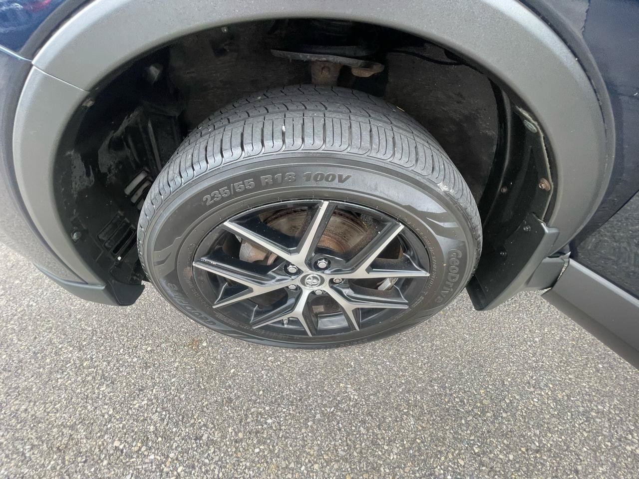 Used 2017 Toyota RAV4 SE AWD/4WD image 19