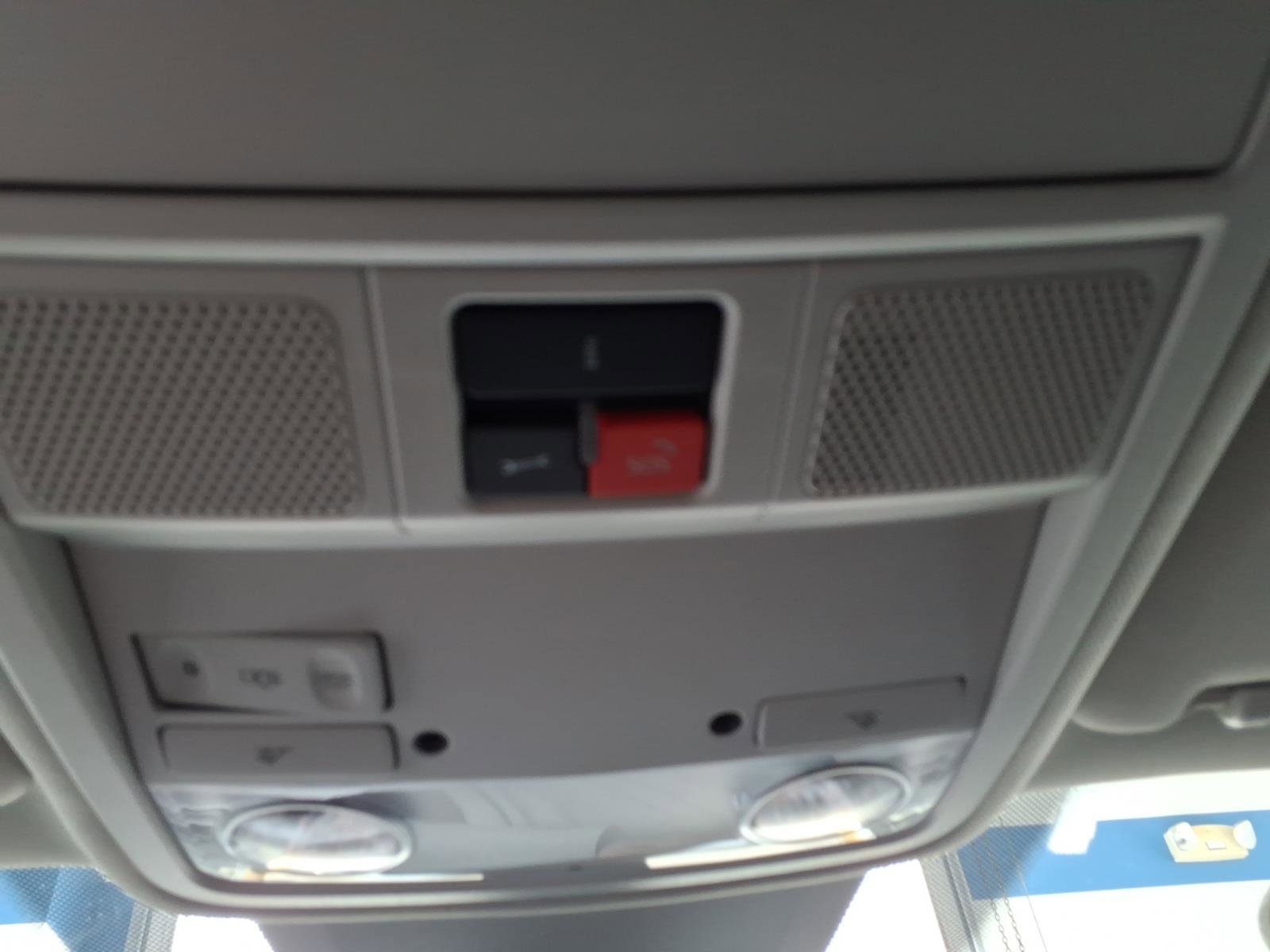 Used 2020 Volkswagen Passat 2.0T SE image 31