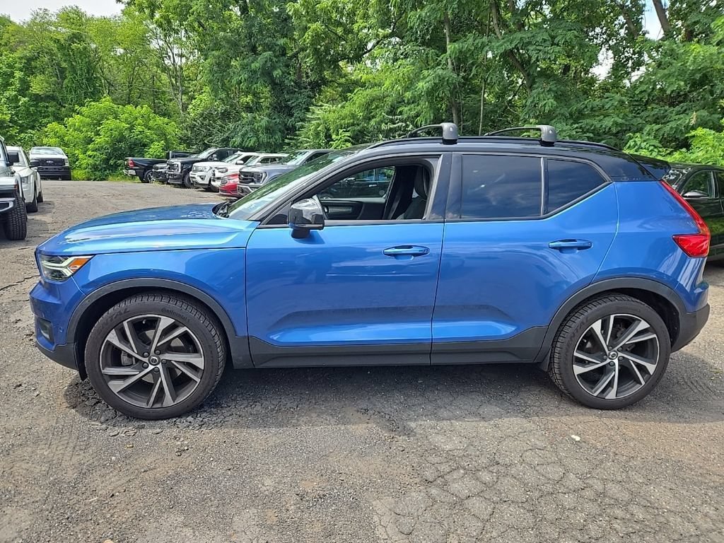 Used 2020 Volvo XC40 T5 R-Design w/ Protection Package Premier AWD/4WD image 12
