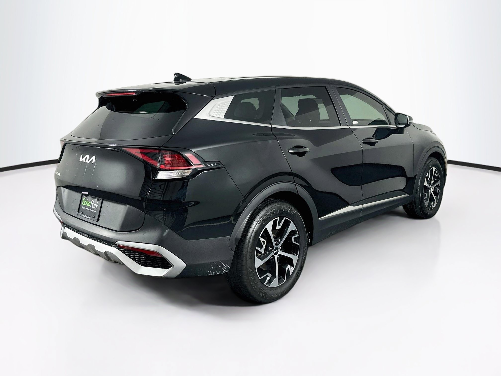 Used 2025 Kia Sportage EX FWD image 9