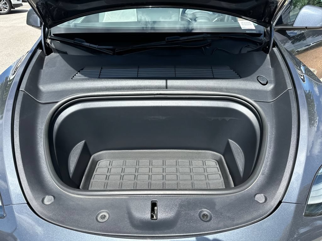 Used 2023 Tesla Model Y Long Range AWD/4WD image 14