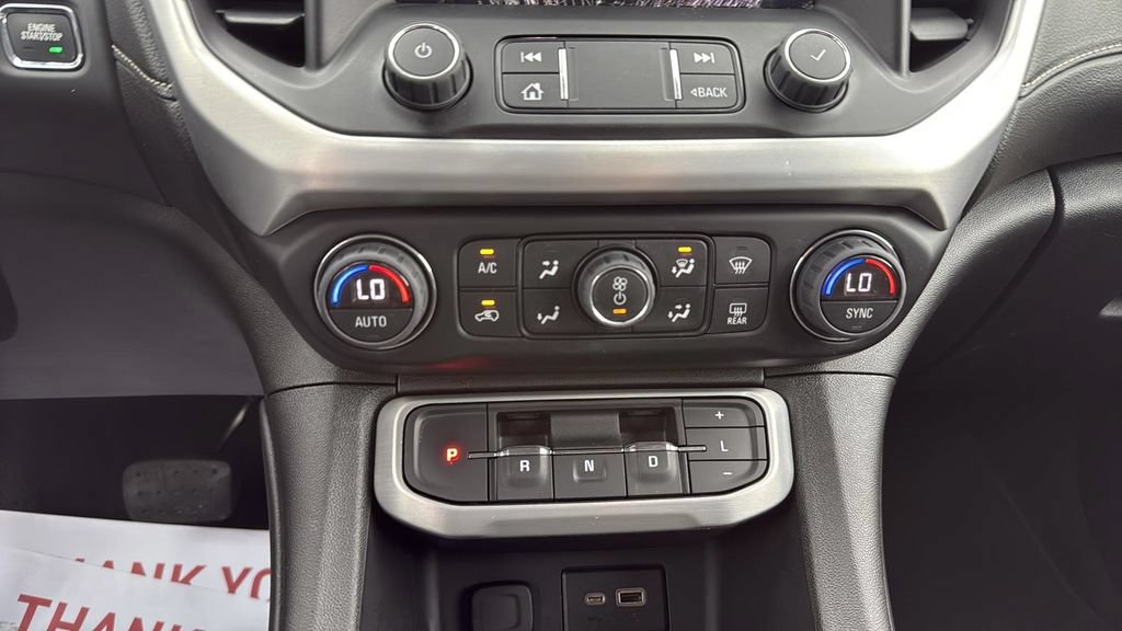 Used 2023 GMC Acadia SLE FWD image 19