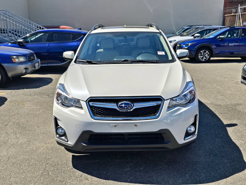 Used 2016 Subaru Crosstrek Touring w/ Popular Package #1 AWD/4WD image 2
