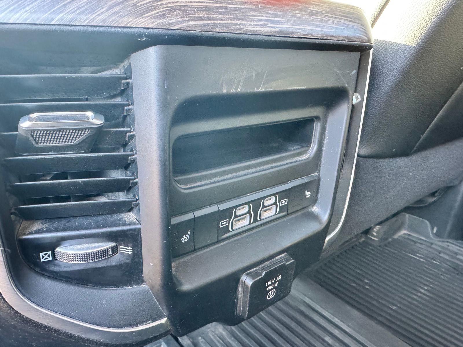 Used 2021 RAM 3500 Laramie image 28