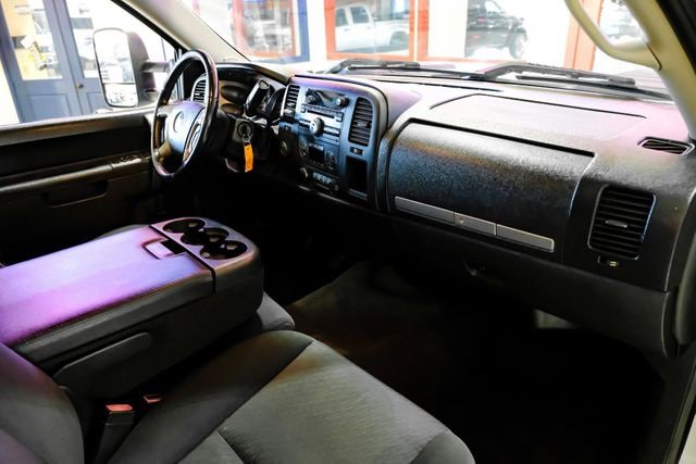 Used 2012 Chevrolet Silverado 2500 LT w/ Interior Plus Package image 13