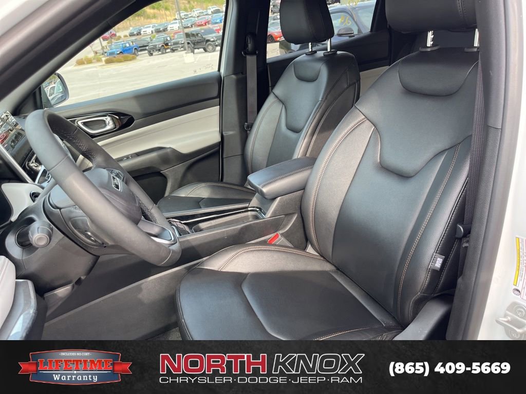 Used 2024 Jeep Compass Limited image 7