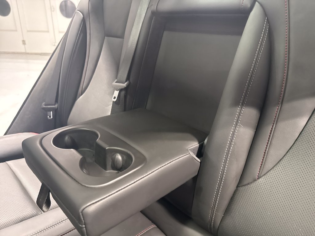 Used 2023 Buick Envision Essence w/ Sport Touring Package FWD image 37