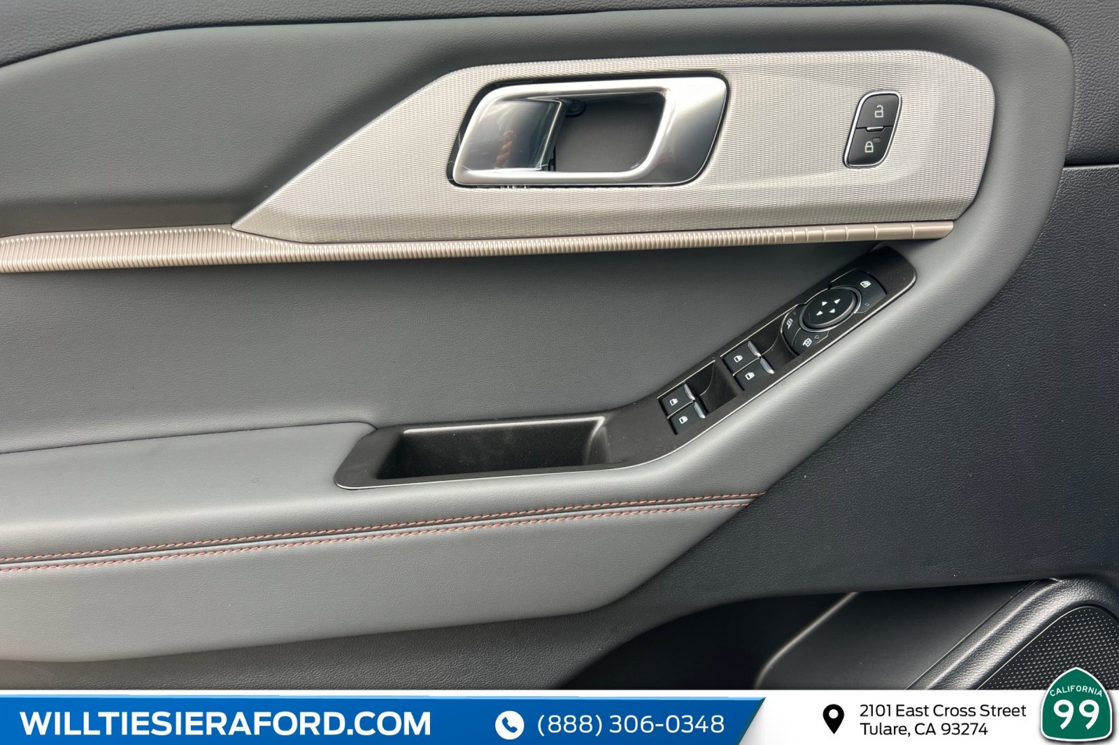 New 2026 Ford Explorer Active image 12