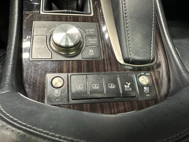 Used 2015 Lexus LS 460 L image 29