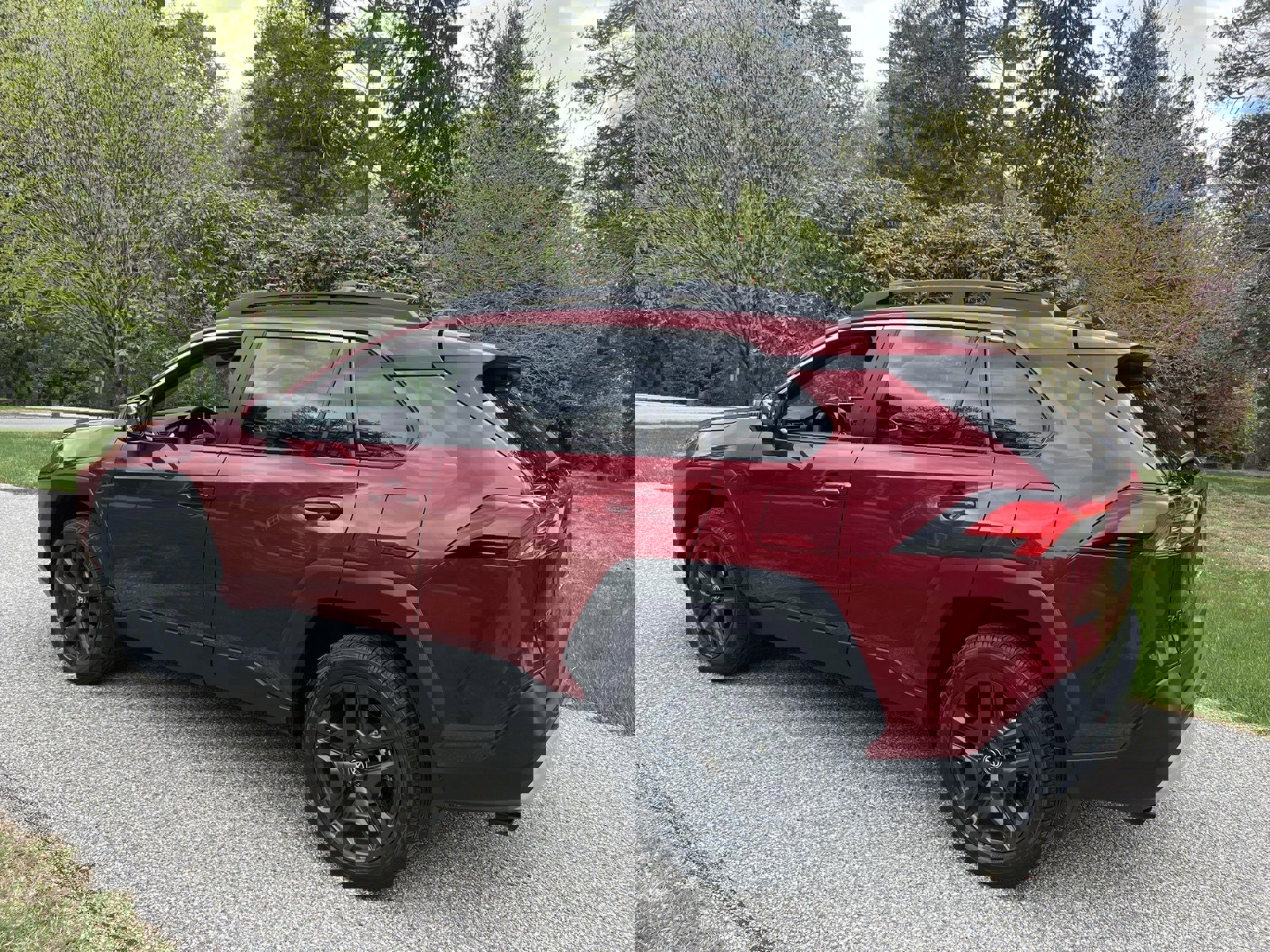 Used 2024 Toyota RAV4 Adventure w/ Convenience Package AWD/4WD image 7