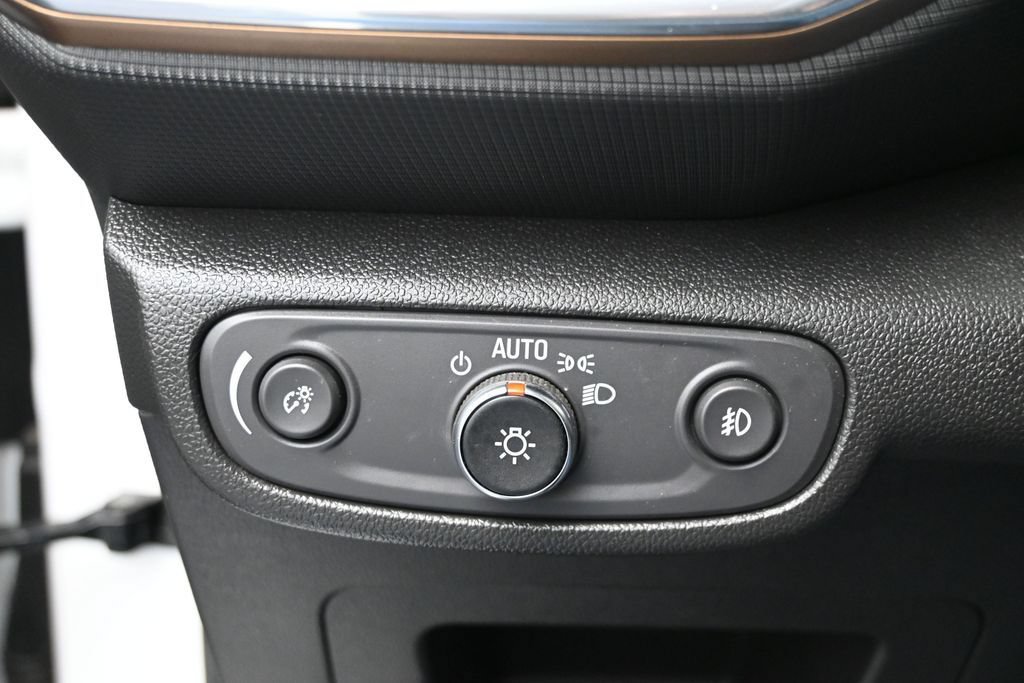 Used 2023 Chevrolet TrailBlazer ACTIV FWD image 15