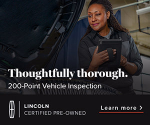 Certified 2025 Lincoln Corsair FWD image 2