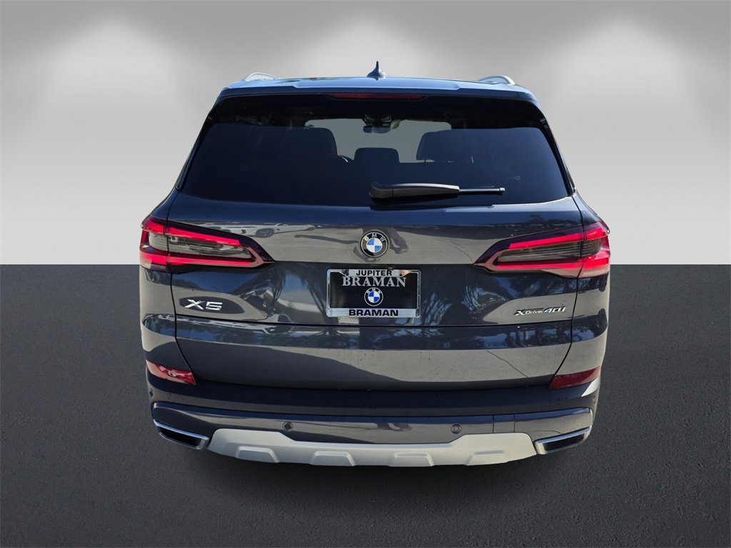 Certified 2022 BMW X5 xDrive40i image 5