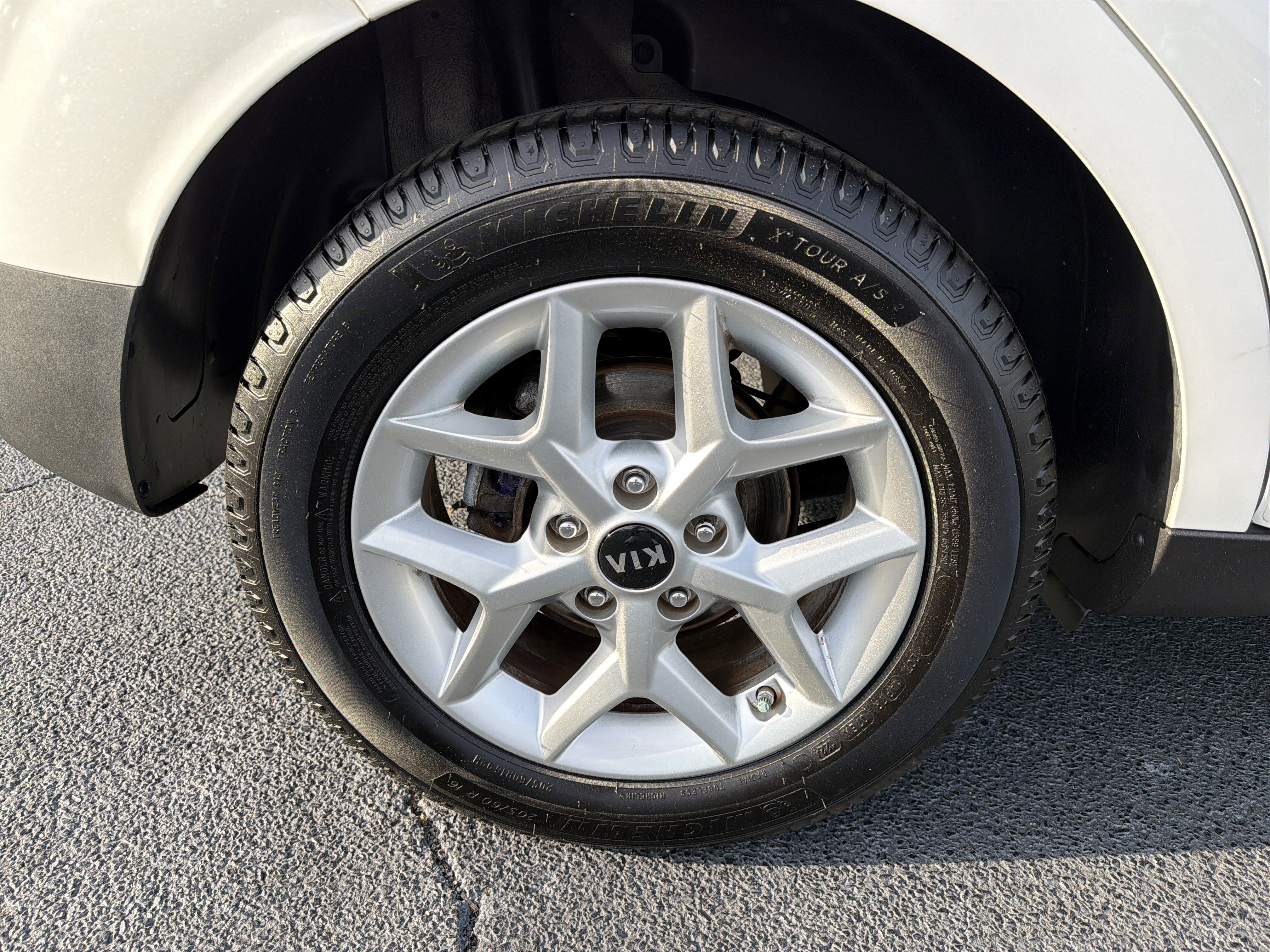 Used 2021 Kia Soul S FWD image 14