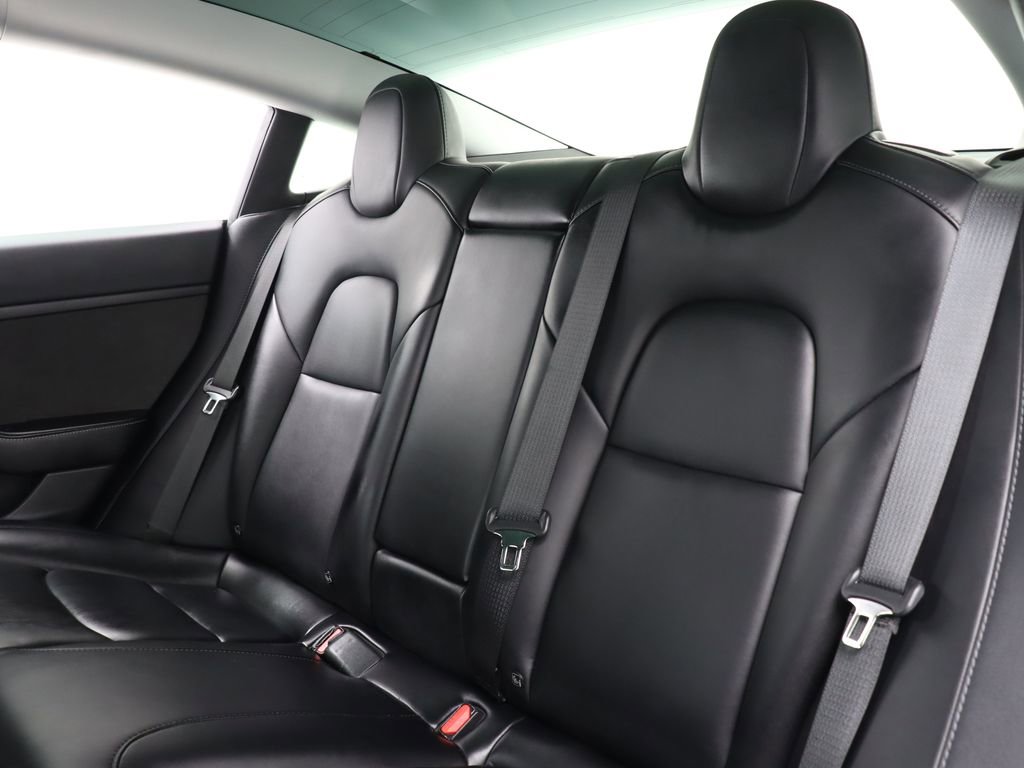 Used 2021 Tesla Model 3 Performance image 23