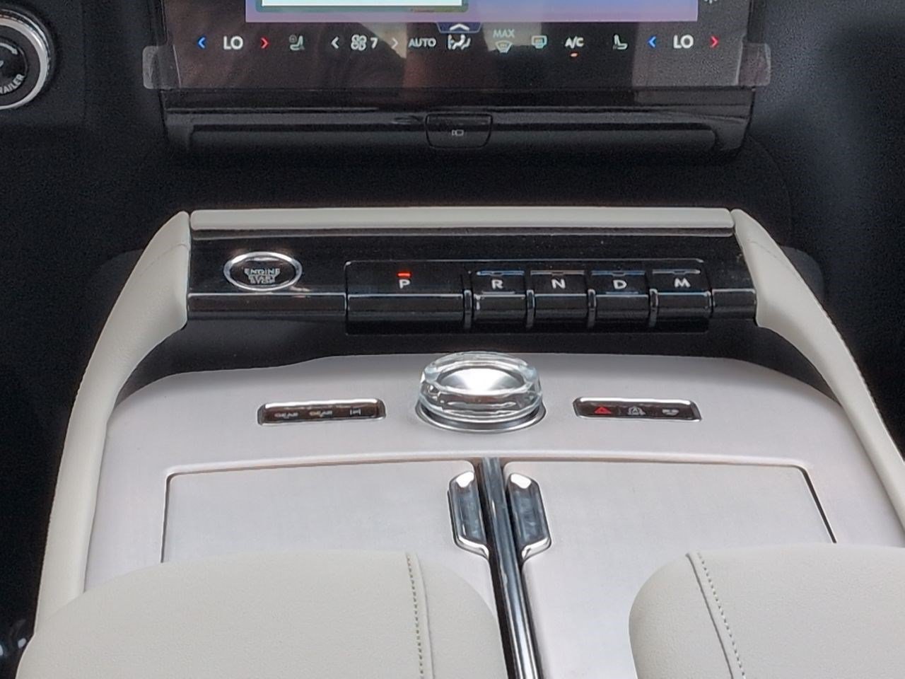 New 2026 Lincoln Navigator Reserve AWD/4WD image 19