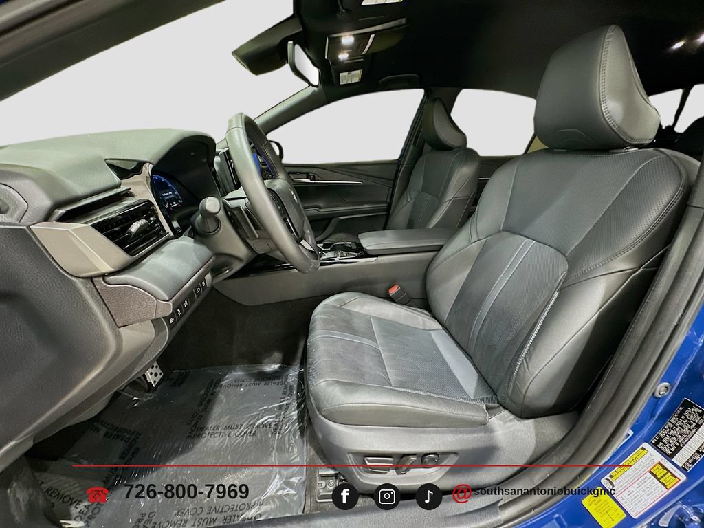 Used 2025 Toyota Camry XSE FWD image 23