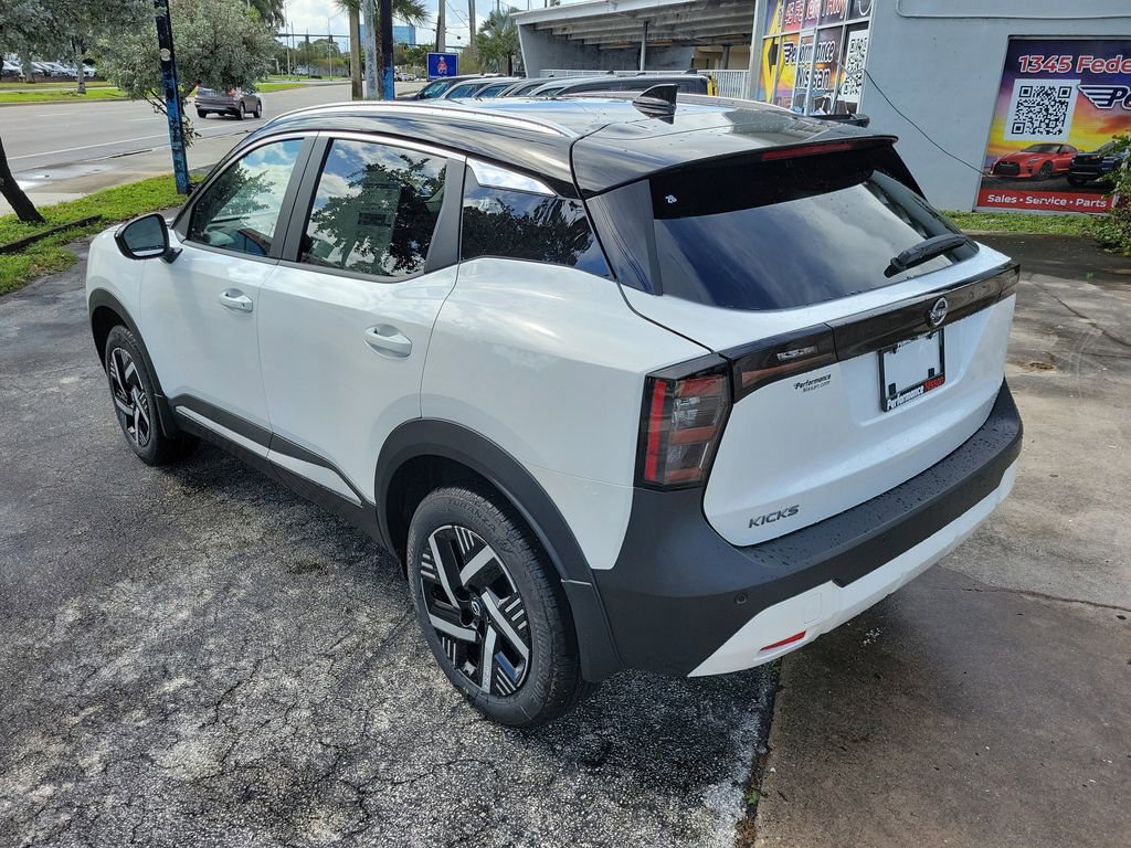 New 2026 Nissan Kicks SV image 5
