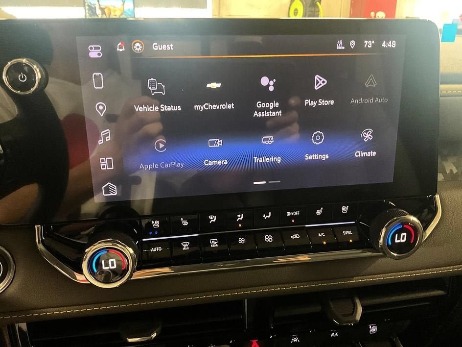 New 2026 Chevrolet Colorado ZR2 w/ Technology Package AWD/4WD image 18