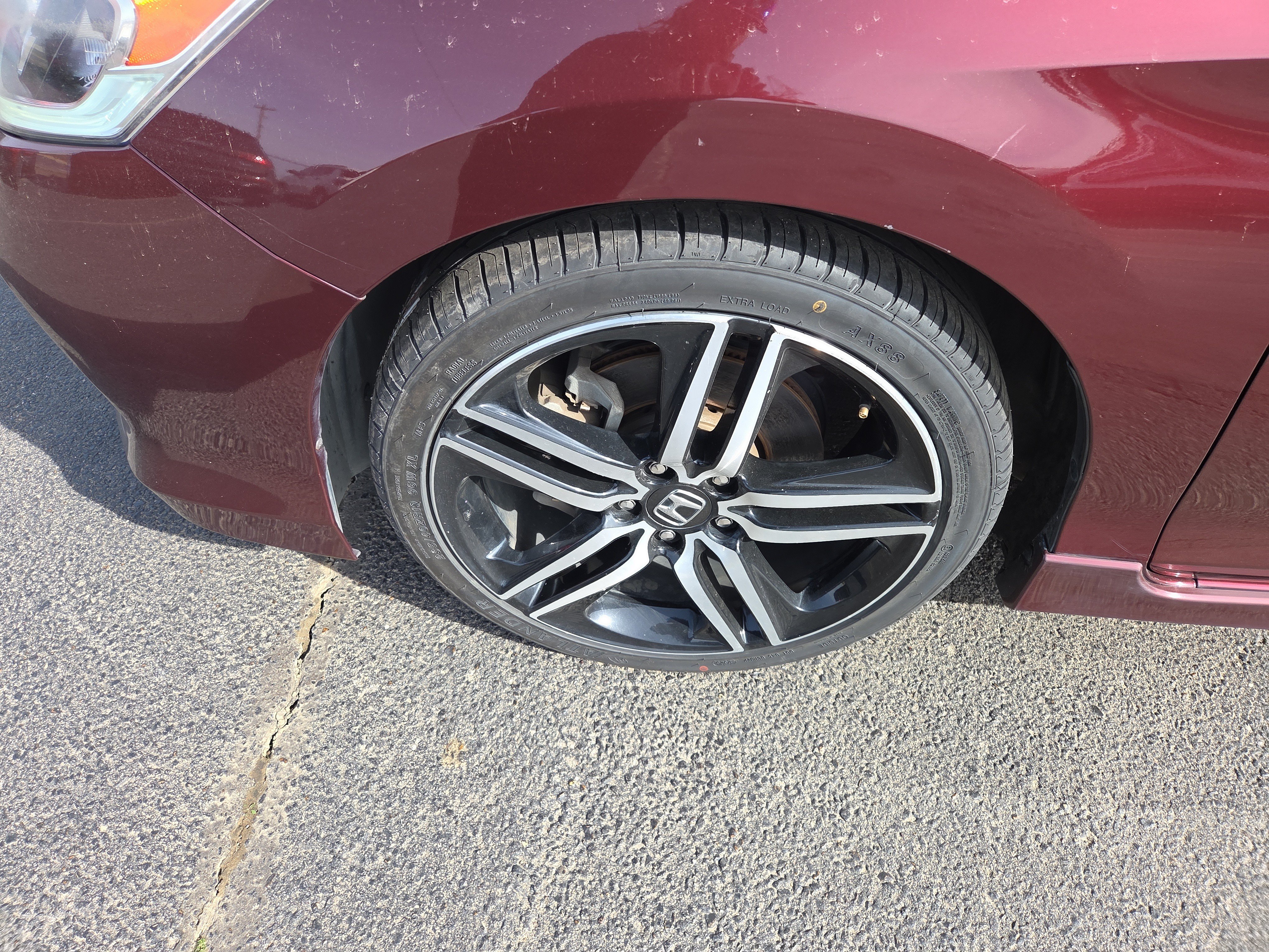 Used 2016 Honda Accord Sport image 9
