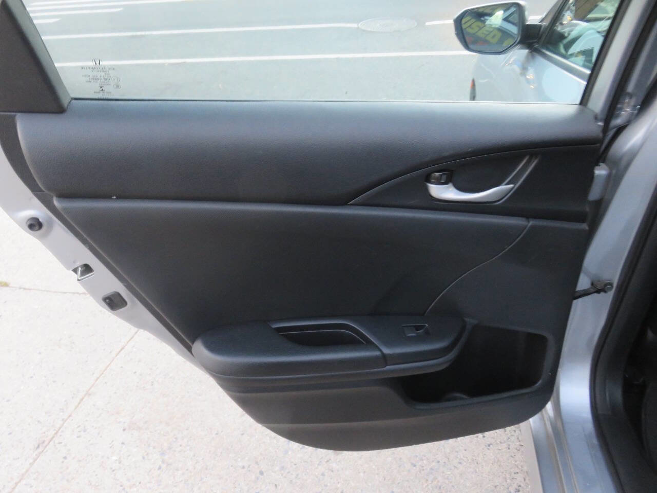 Used 2019 Honda Civic Sport image 25