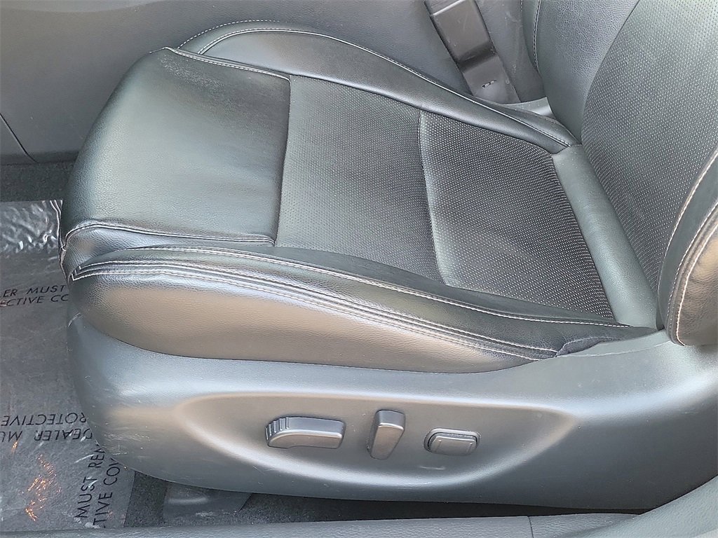 Certified 2023 Nissan Maxima SV w/ Floor Mat Group image 17