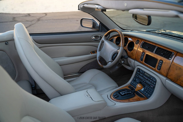Used 2000 Jaguar XK8 Convertible RWD image 49