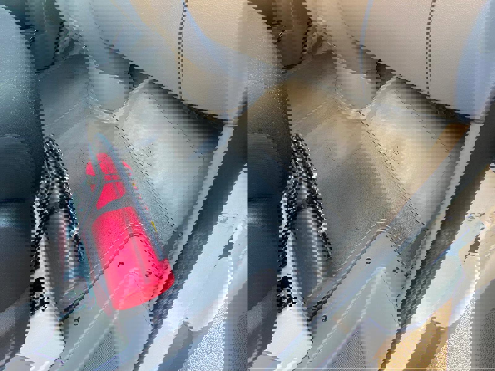 Used 2015 Freightliner Sprinter 2500 image 14