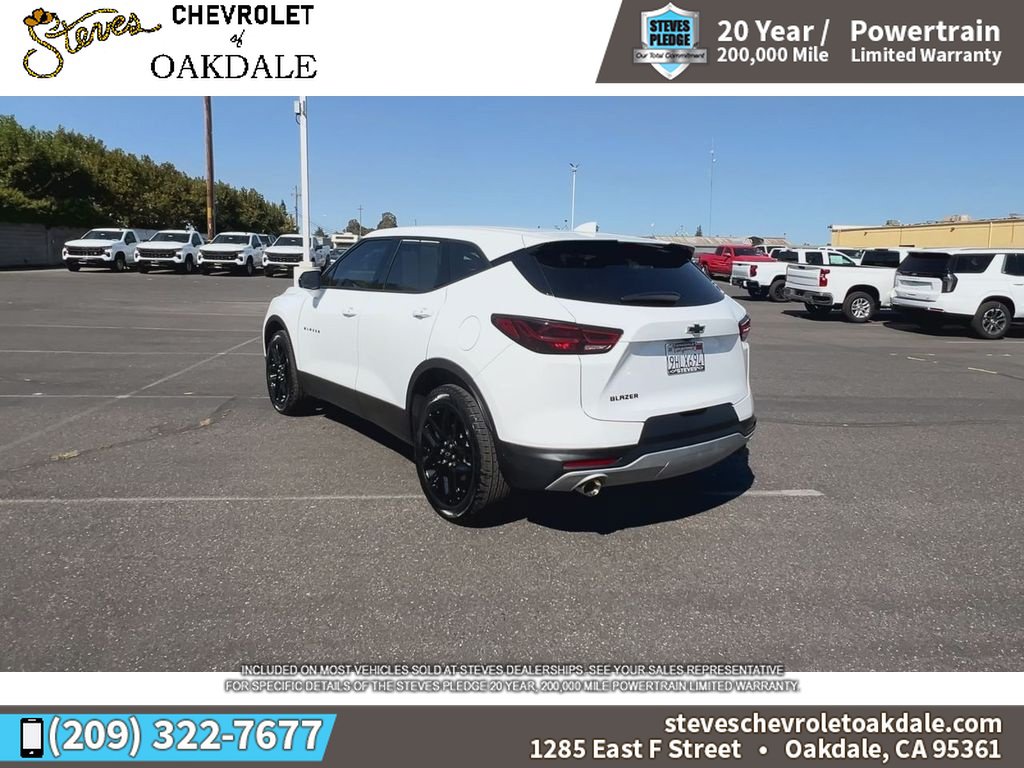 Certified 2023 Chevrolet Blazer LT w/ LPO, Black Grille Bar Package FWD image 9